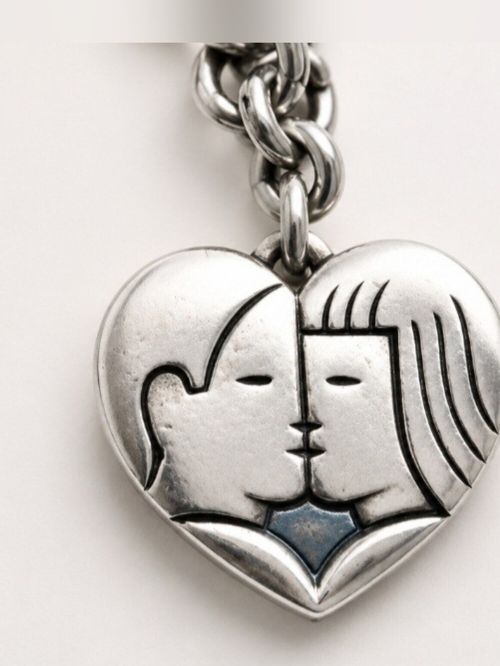 James Avery Kissing Couple Charm